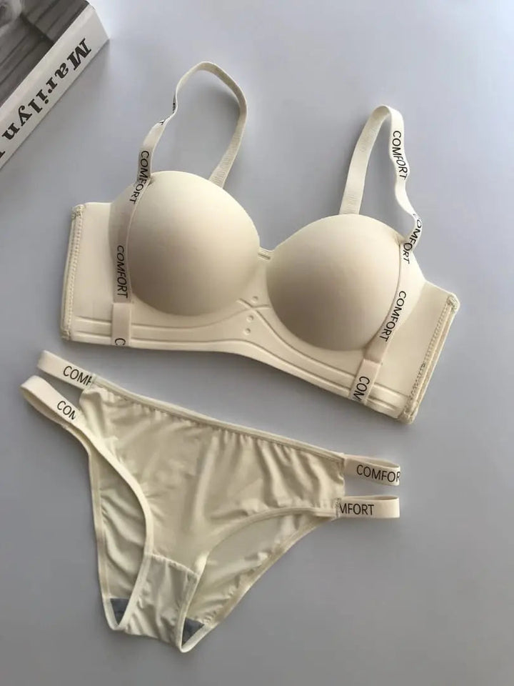Scarlet Comfort Set Lish Blish